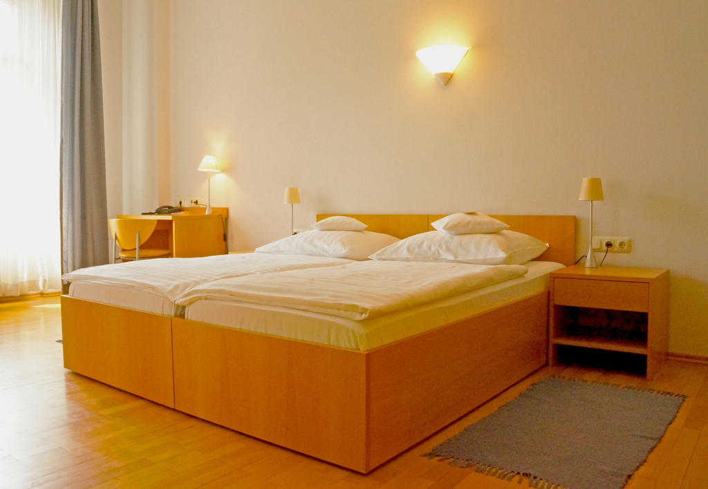 Hotel Zum Scheppen Eck Βιζμπάντεν Δωμάτιο φωτογραφία
